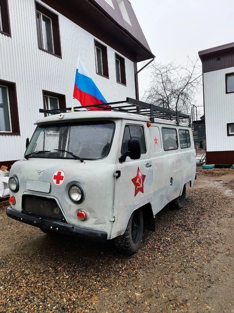 Прихожане томского храма купили томичам-бойцам СВО уазик