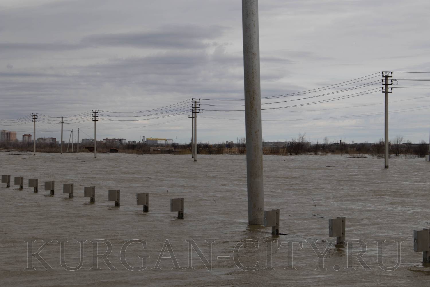 Вода затопила пригород Кургана - Кетовский округ