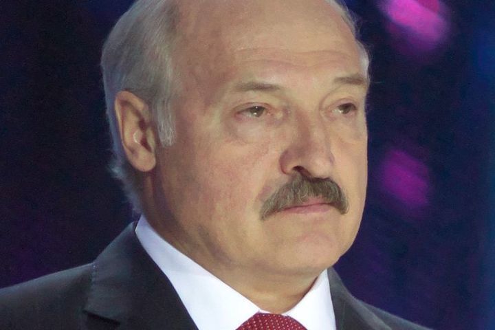 Lukashenko threatened three governors with “repressions”