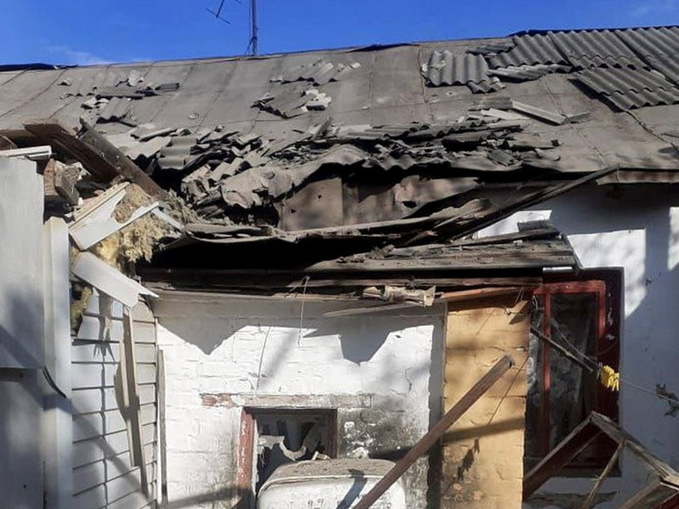 В результате обстрела ВСУ курского посёлка Тёткино ранена местная жительница