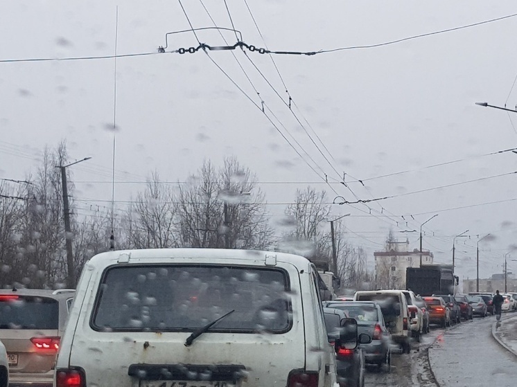 Власти Петрозаводска выходят на борьбу с пробками в городе