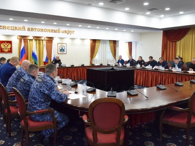 Частным охранникам в НАО вручили благодарности