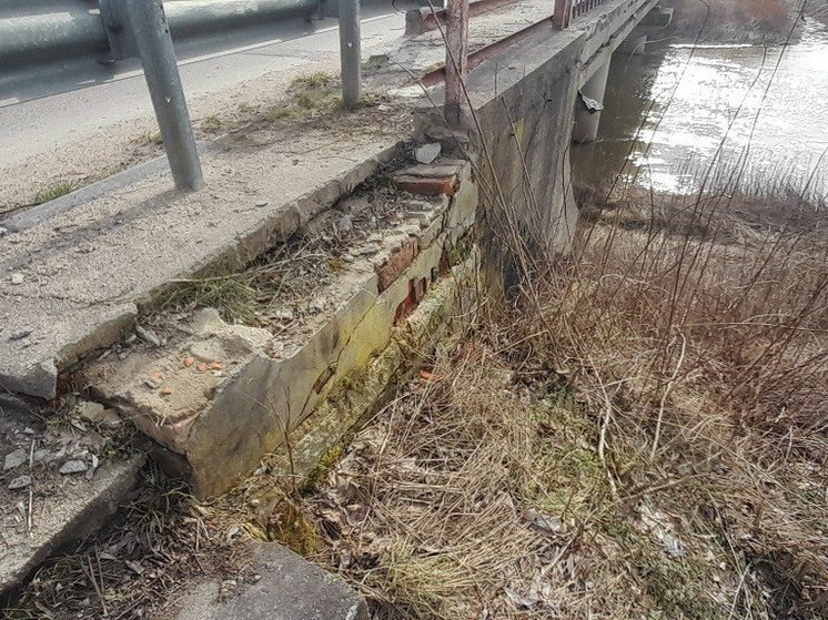 Мост через Лаву отремонтируют в Калининградской области