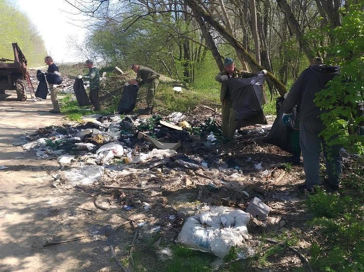 В лесах под Горячим Ключом ликвидировали 2 незаконные свалки