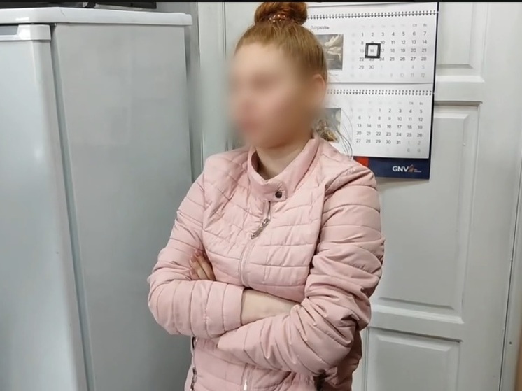 В Черемхово 19-летняя девушка кидалась камнями в клетку с медведем