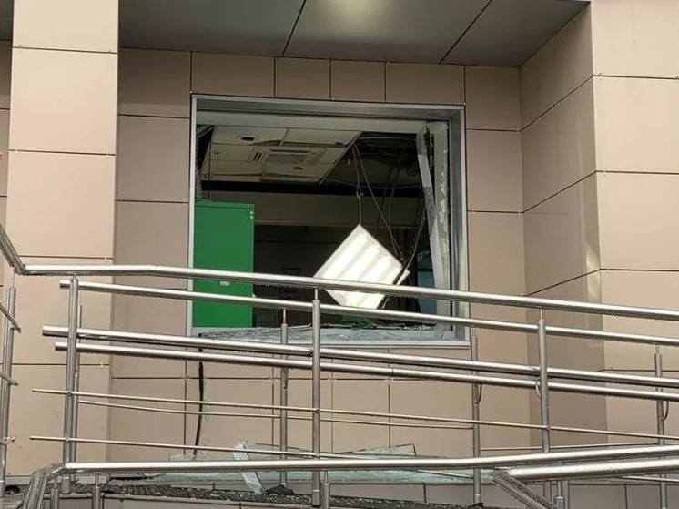 За информацию о взорвавшем банкомат в Омске объявлено вознаграждение