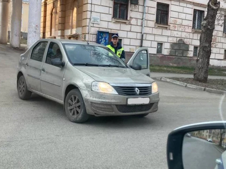 Жительница Магнитогорска угнала машину своего деда и попала в аварию