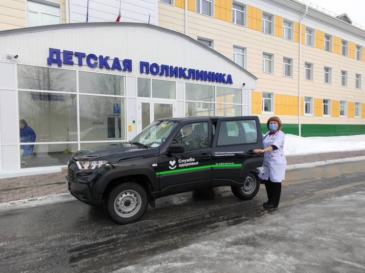 4 новых «Нивы» и 5 УАЗов получили больницы Ямала