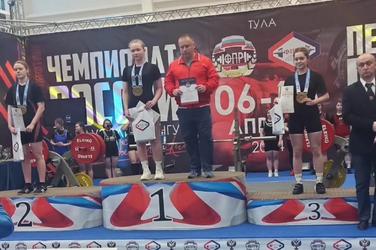 Костромичка привезла из Тулы золотую медаль первенства России по пауэрлифтингу
