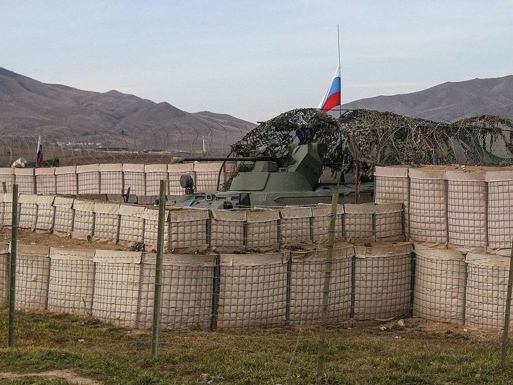 Азербайджан подтвердил досрочный вывод российских миротворцев из Карабаха