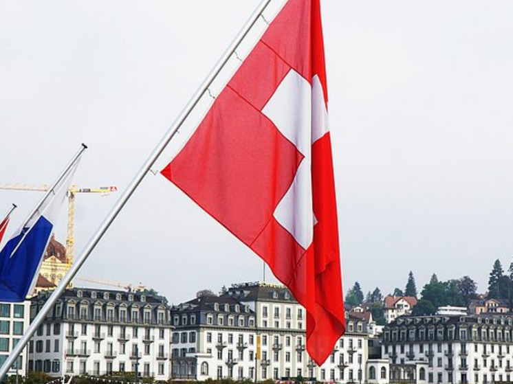 Парламент Швейцарии отклонил предложение присоединиться к конфискации российских активов
