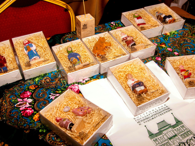 Межрегиональный конкурс принес победу создателям костромских сувениров