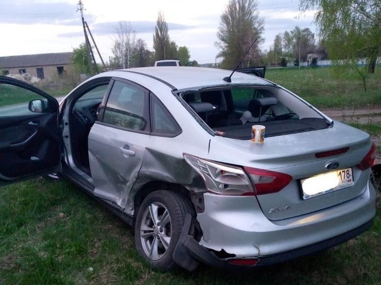 В Курской области в ДТП с «Дау» и «Фордом» пострадали два человека