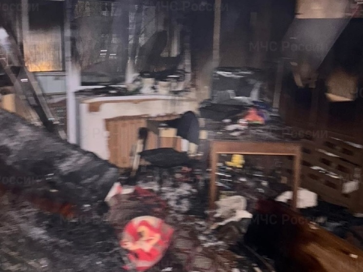 Несколько человек пострадали на пожаре квартиры по Билибина в Калуге