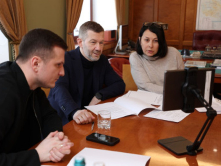 Губернатор Владислав Кузнецов помог в решении вопросов жителей Чукотки