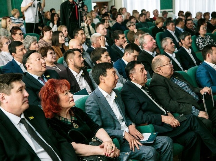 Депутаты Улан-Удэнского горсовета назвали сильные стороны шестого созыва