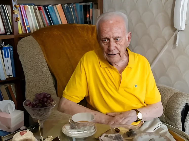 На Сахалине заслуженный учитель РСФСР Бердников отметил 90-летие