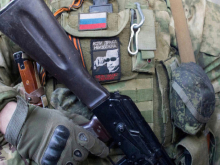 ВС РФ могут скоро полностью обрушить фронт вооруженных сил Украины, сообщает Business Insider (BI) со ссылкой на аналитика Брайдена Сперлинга