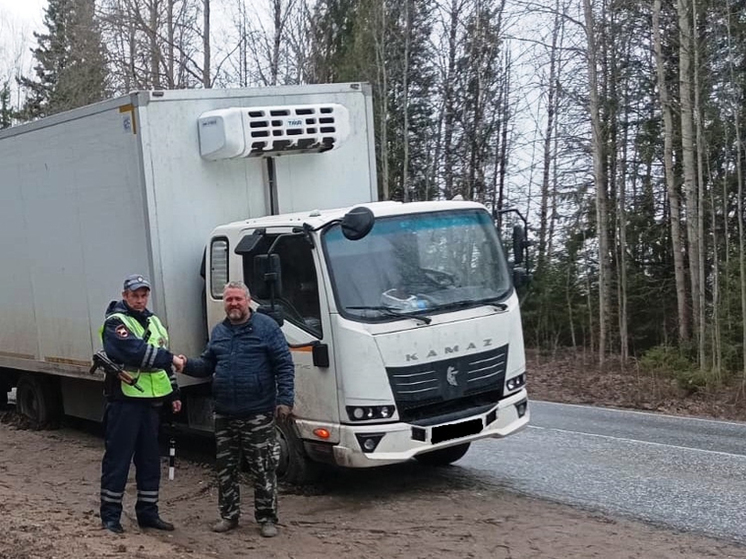 Кировские полицейские выручили дальнобойщика из Башкортостана