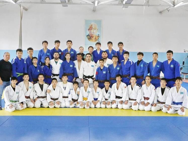 Выпускник якутских Игр «Дети Азии» провел мастер-класс по дзюдо в Астане