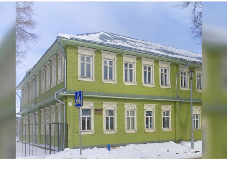 Начальство православной гимназии в Суздале отлучили от Причастия