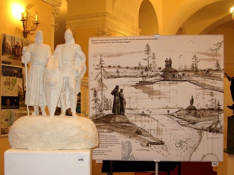 Скульптор передал музею в Старой Ладоге уникальные экспонаты