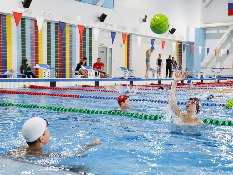 Чемпион Европы Харитонов будет обучать водному поло юных сахалинцев