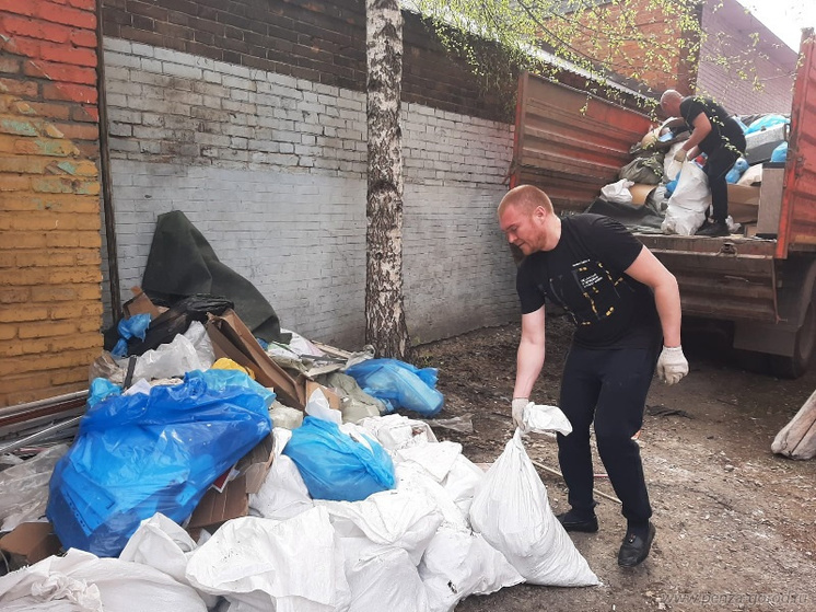 В Пензе сотрудники РГО провели экологическую акцию на территории центра «Гардарика»