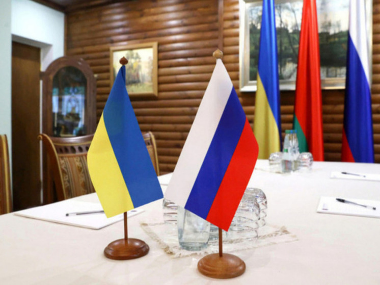 Украина сейчас находится в невыгодной позиции перед началом потенциальных переговоров с Российской Федерацией, пишет Responsible Statecraft (RS)