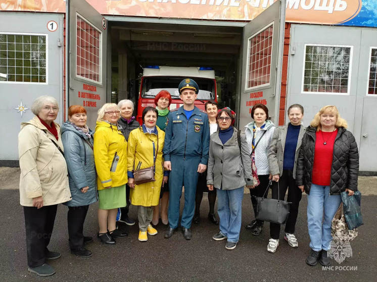Пенсионеры проекта «Курское долголетие» посетили пожарную часть