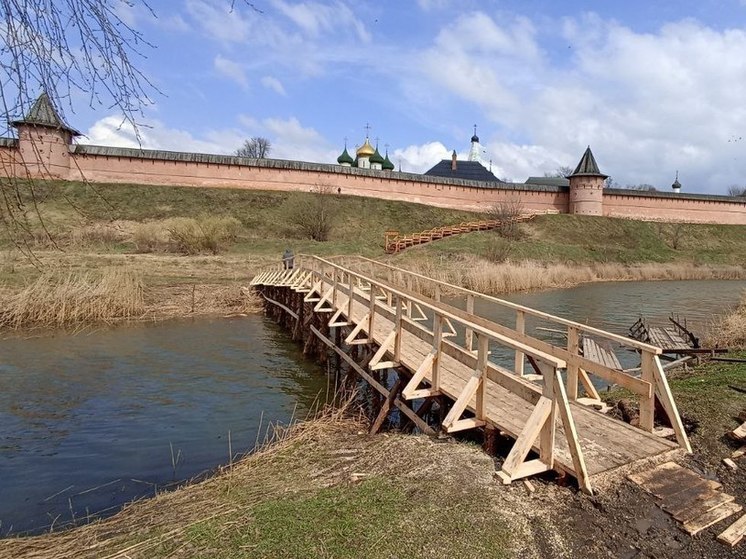 В Суздале построили новый мост через Каменку