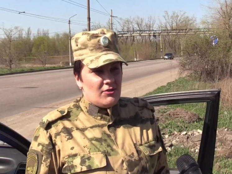 Сотрудница полиции ДНР спасла двух горловчан после обстрела