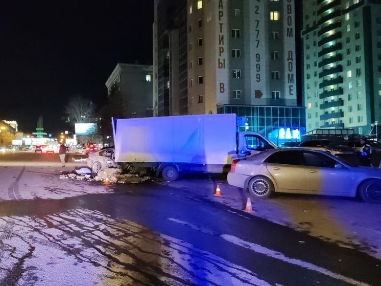 В Ленинском районе Новосибирска произошло смертельное ДТП
