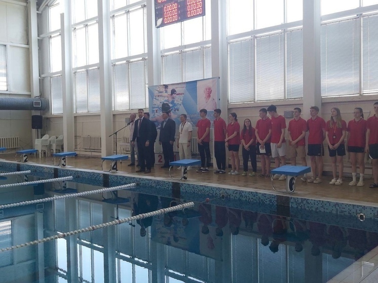 В Алатыре стартовал межрегиональный турнир по плаванию