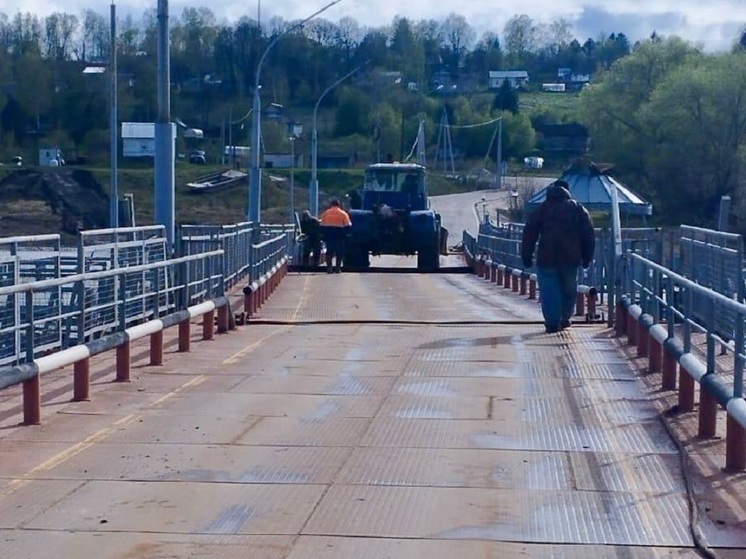 Движение по мосту через Оку в Ферзиковском районе возобновлено