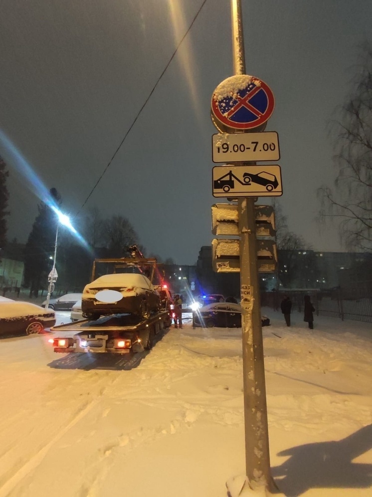 Любители парковаться, где нельзя, не нашли утром своих машин в Петрозаводске