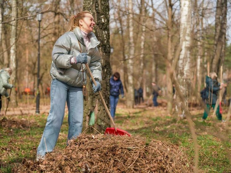 В Москве стартовал второй общегородской субботник