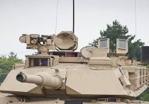 Американские танки Abrams, являющиеся "одним из самых ярких символов американской военной мощи", оказались уязвимы против недорогих беспилотников в ходе боев на Украине, сообщает nytimes.com