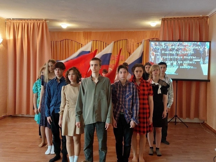 Выездные спектакли школьных театров прошли в ДНР