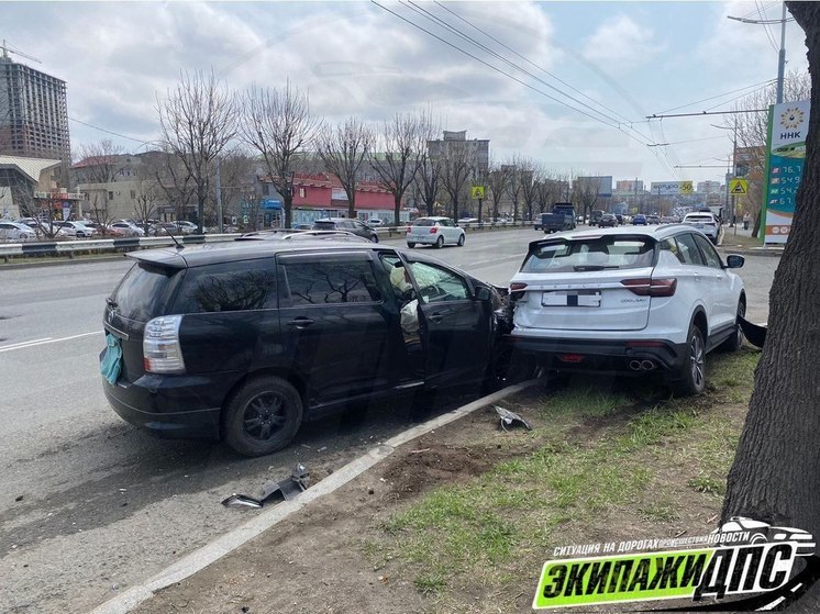 Водитель скрылся с места ДТП во Владивостоке
