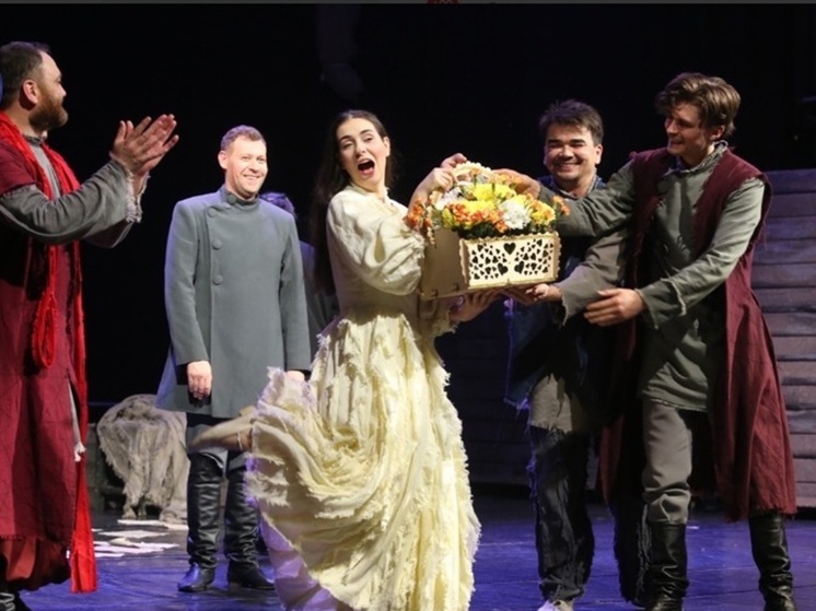 В Калмыкии завершился фестиваль национальных театров