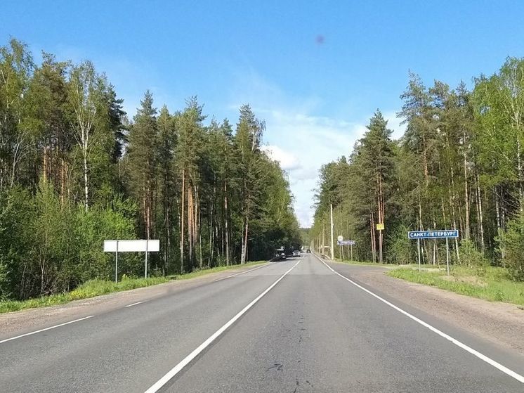 Финляндия решила не убирать дорожные знаки с упоминанием Петербурга