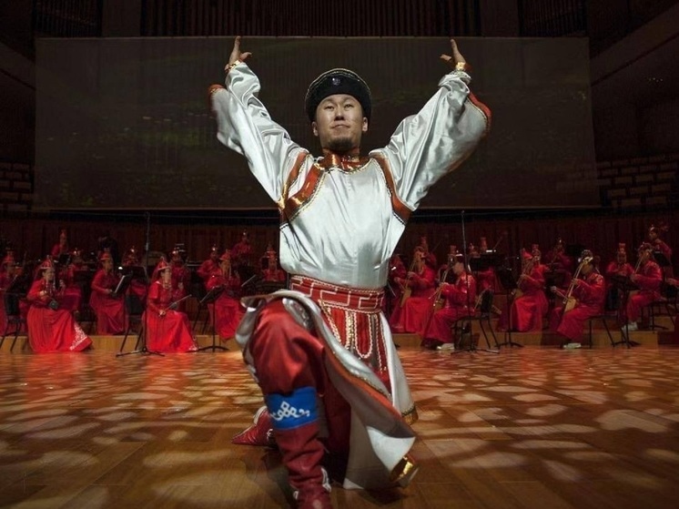 Известный балетмейстер Монголии даст мастер-класс для артистов калмыцкого ансамбля «Тюльпан»