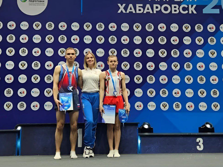 Краснодарцы завоевали медали Всероссийских соревнований по прыжкам на батуте