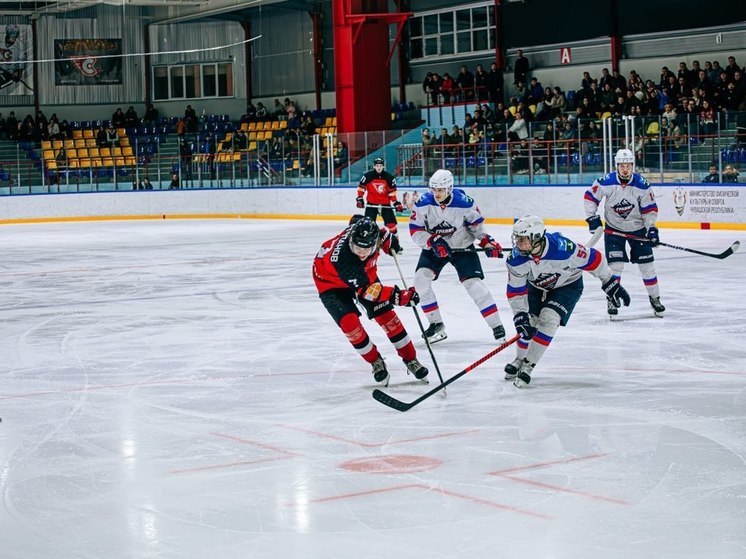 Хоккеисты «Сокола» крупно уступили «Граниту» в товарищеском матче