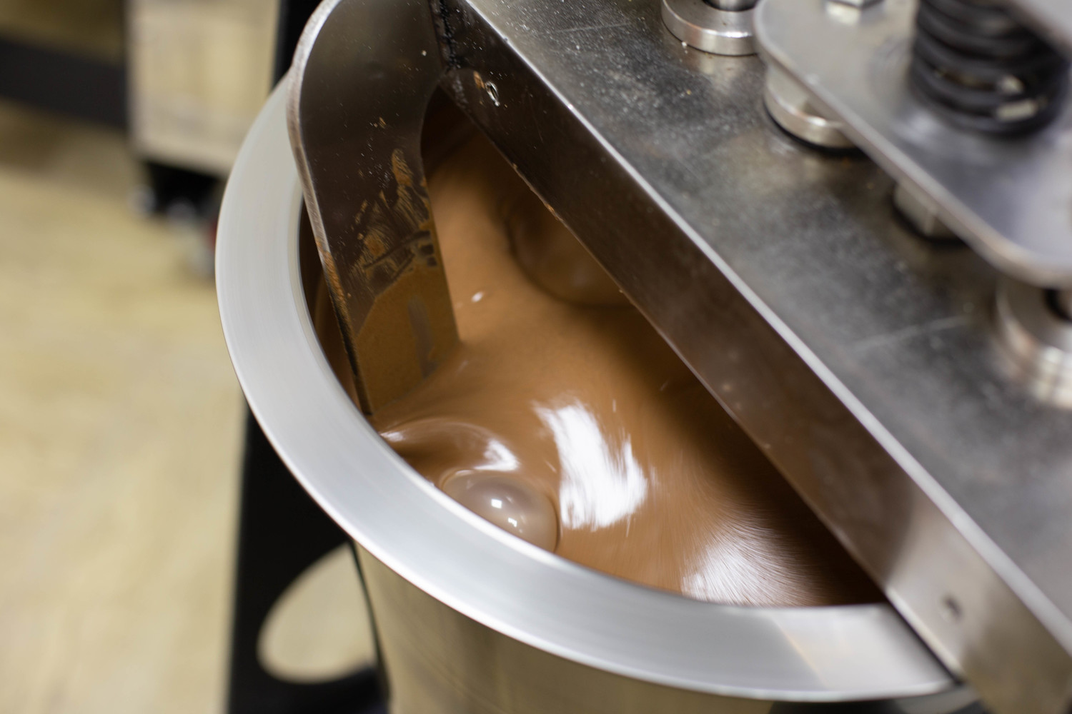 Как готовится самый настоящий, как в Швейцарии, хабаровский шоколад «Амурский бульвар»: фото 