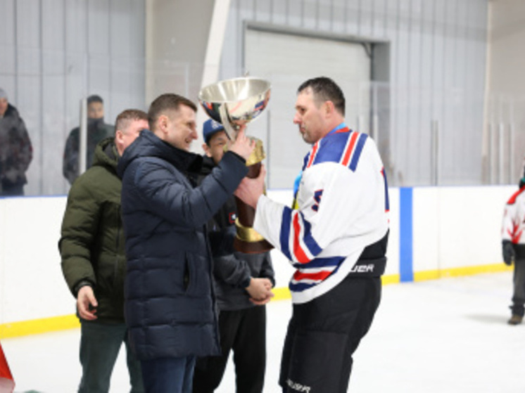 Чемпионат Чукотки по хоккею памяти Роберта Депоняна завершился
