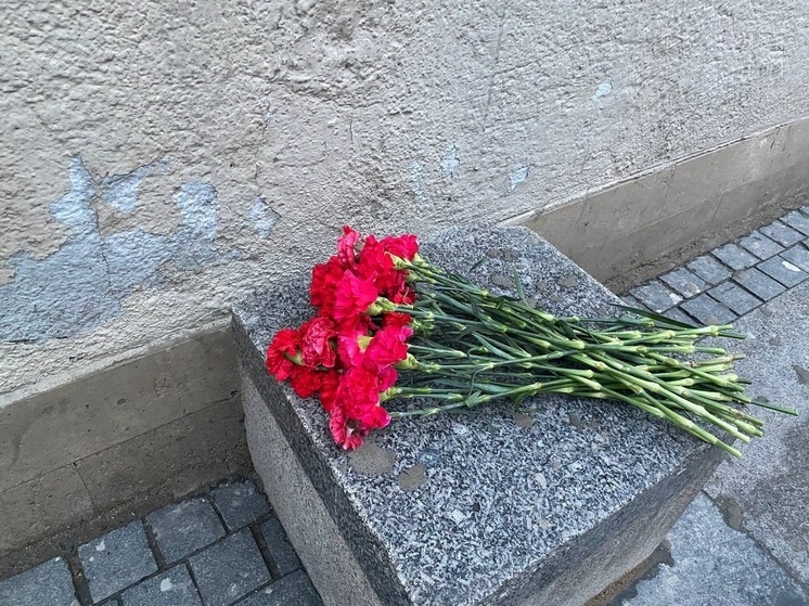 Глава Хакасии выразил соболезнования близким погибшего в ходе СВО директора Доможаковского КДЦ