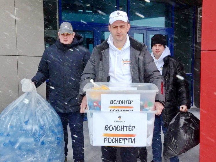 Волонтеры дочки «Роснефти» на Ямале сортируют отходы