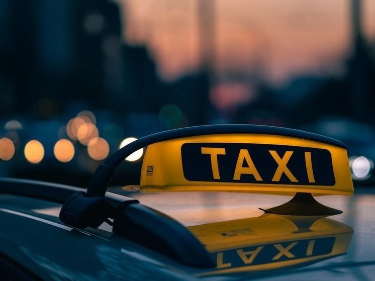 В Москве таксист-частник изнасиловал в машине пассажирку